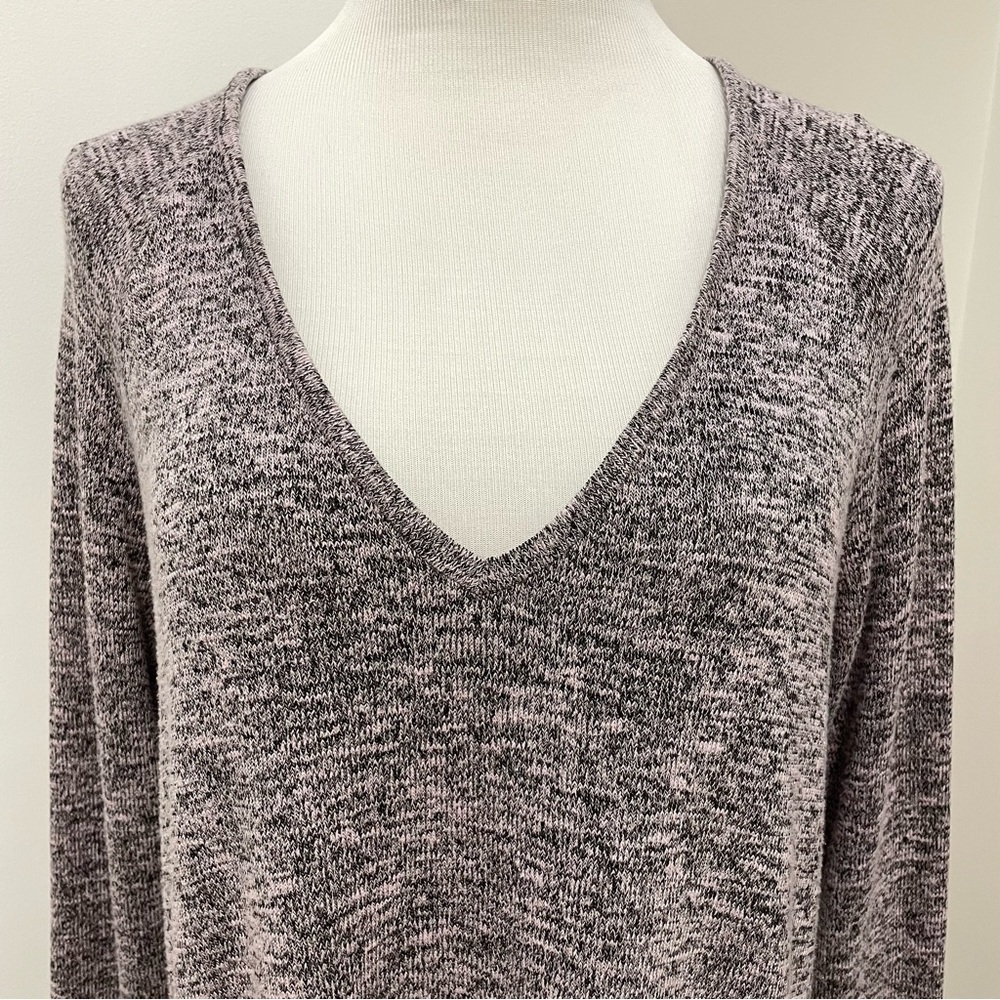 American Eagle Outfitters V-Neck Long Sleeve Top - Heathered Purple Size L - Picture 5 of 14